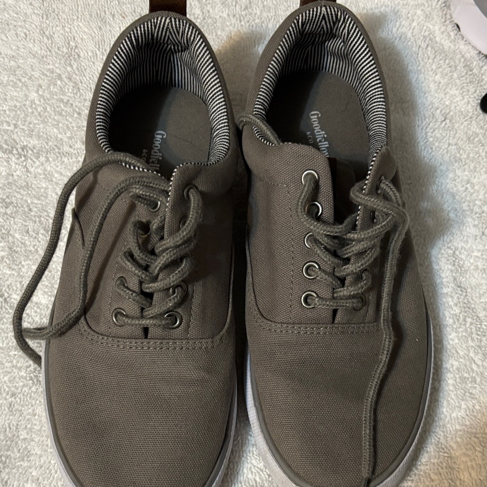 Goodfellow & Co Taupe Canvas Sneakers